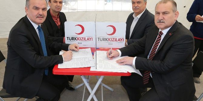 Pamukkale Belediyesi’nden Kan Bağışı