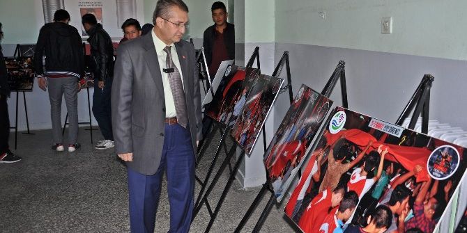 Gölbaşı Anadolu İmam Hatip Lisesinde 15 Temmuz Fotoğraf Sergisi Açıldı