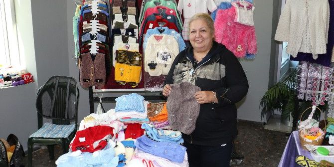 Manisa’da ’Hanımeli Pazarı’ Açıldı