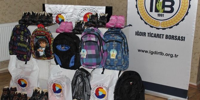 Iğdır Ticaret Borsasından İhtiyaç Sahibi Öğrencilere Yardım