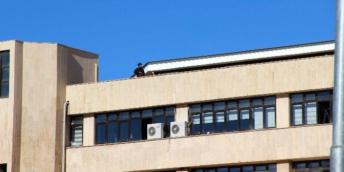 Diyarbakır’da Belediye Binasında Güvenlik Önlemleri Artırıldı