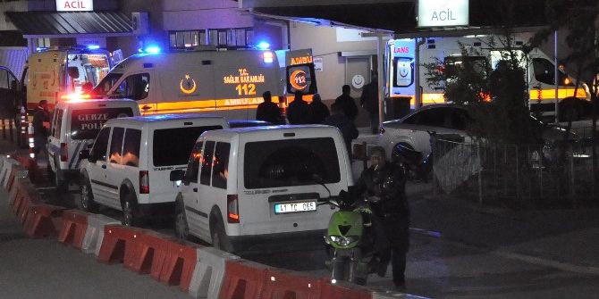 İki Asker Konvoyunda Kaza Kavgası: 10 Yaralı