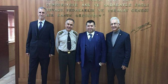 Kızılay’dan Yeni Alay Komutanına Ziyaret