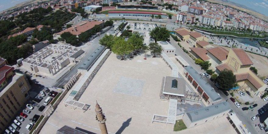 Ahi Evran Külliyesi 2. Etap Çalışmaları Çalışmaları Devam Ediyor