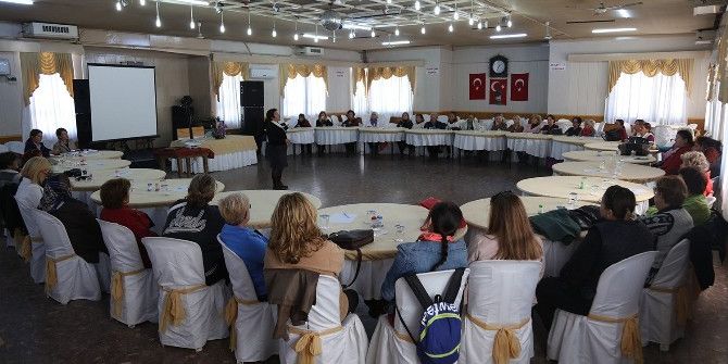 Başkan Uyar: "Marifetli Kadınlar Gün Geçtikçe Güçlerine Güç Katıyorlar"