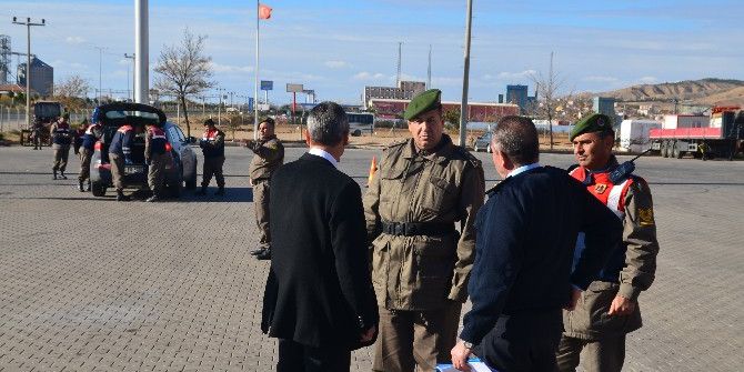 Kaymakam Karaömeroğlu Yol Kontrolü Yaptı