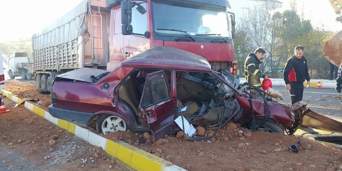 Uşak’ta Trafik Kazası; 1ölü 1 Yaralı