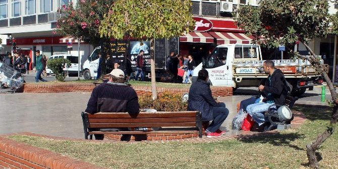 Aydınlılar Yalancı Baharı Yaşıyor