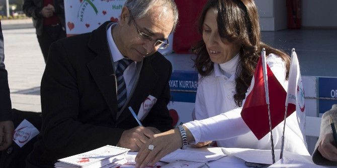 İl Sağlık Müdürlüğü Organ Bağışı Standı Açtı