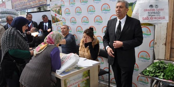 Pazar Yerine Organik Tarım Standı