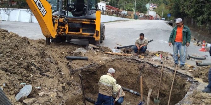 30 Yıllık Su Vanaları Değiştiriliyor