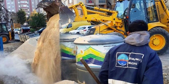 Büyükçekmece Belediyesi, Yeni Açılan Hastaneye Yeraltı Çöp Konteyneri Koydu