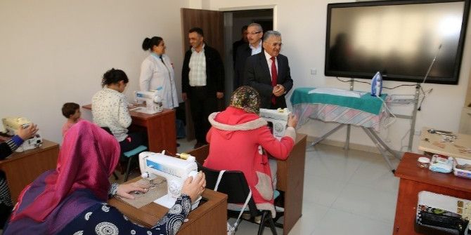 Başkan Büyükkılıç, Mel-mek Kurslarını Ziyaret Etti…