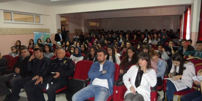 Bozüyük’te Öğrencilere Polislik Mesleği Tanıtıldı