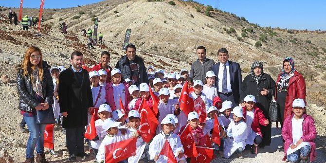 Şehitkamil’de 13. Etap Bi Dünya Yeşil Ormanı Kuruldu
