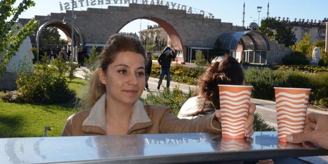 Üniversitede Öğrencilere Çorba İkramı Devam Ediyor