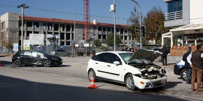Bolu’da Trafik Kazası: 4 Yaralı