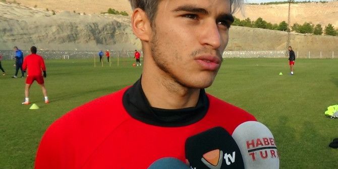 Murat Akça: "Bu Ligde Rakip Olarak Kendimizi Görüyoruz"