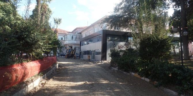 Devlet Hastanesine Şehzadeler’den Destek