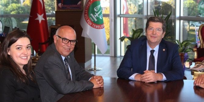 Başkan Eşkinat’tan Baro Başkanı Sezer’e Hayırlı Olsun Ziyareti