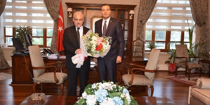 Vali Güvençer Konuklarını Ağırladı