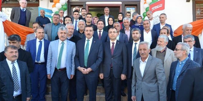 Malatya’da Medeniyet Ve Sanat Merkezi Açıldı