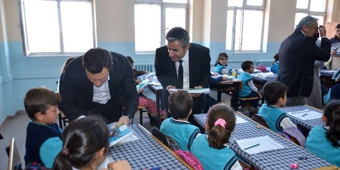 Ak Parti Beşiktaş İlçe Başkanı Yıldırım Yüksekova’da