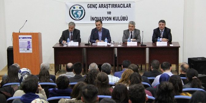 "Siyaset Ve Yönetim Tartışmaları” Konulu Panel