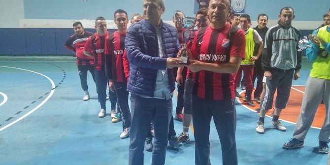 Futsal Turnuvasında Tosya Belediyespor Şampiyon Oldu