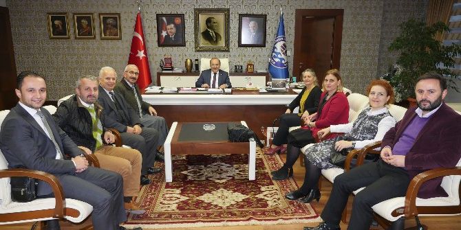 Başkan Gümrükçüoğlu Trabzon Barosu Yönetimini Kabul Etti