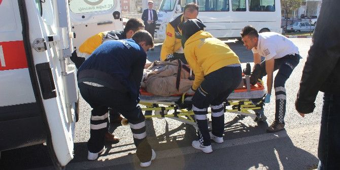 Tavşanlı’da Motosiklet Kazası: 2 Yaralı