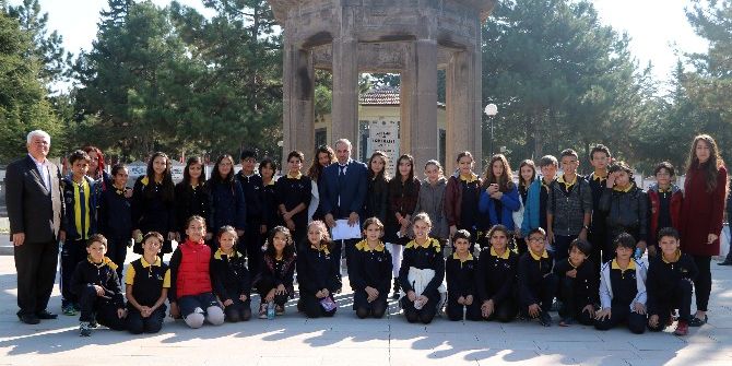Öğrencilerden Cebeci Şehitliği’ne Ziyaret