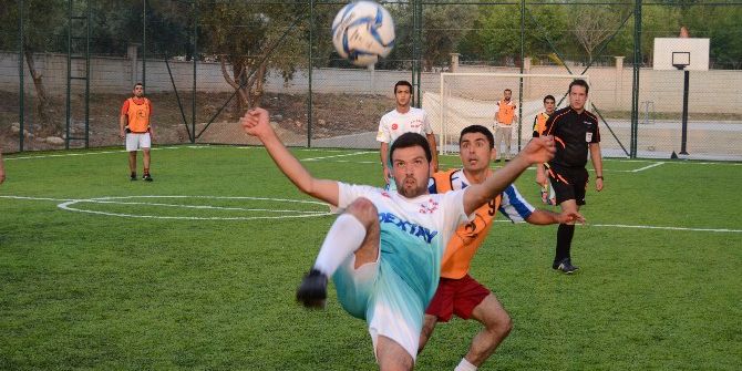 Pamukkale Dördüncü Futbol Turnuvası Kayıtları Sürüyor