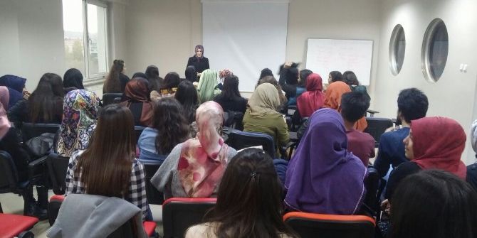 Akademi Çalışmaları Yakutiye Gençlik Merkezinde