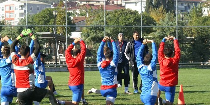 Kocaeli Birlikspor, Pendikspor Maçına Hazırlanıyor