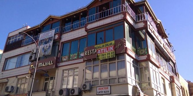 Mikrofonu Eline Alıp Yıkım İçin Direndi