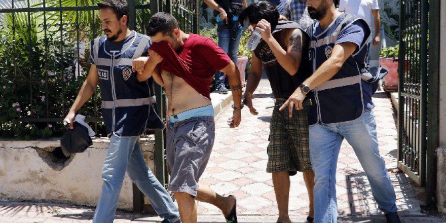 İş Yeri Fareleri Yakayı Ele Verdi