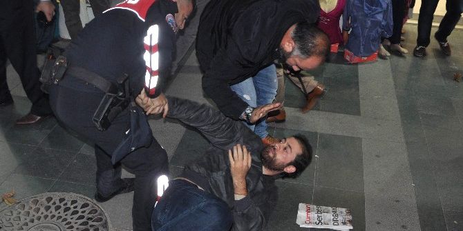 "Cumhuriyet Gazetesi" Eylemine Polis Müdahalesi