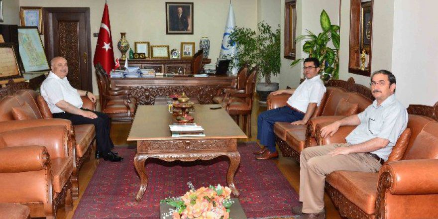 Ağır Ceza Mahkemesi Başkanı Ahmet Şeker’den Rektör Gönüllü’ye Veda Ziyareti