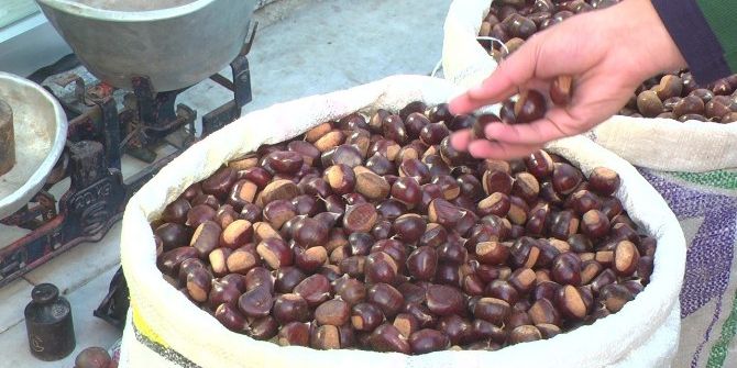 Kışın Gözde Yiyeceği Kestane Pazara İndi
