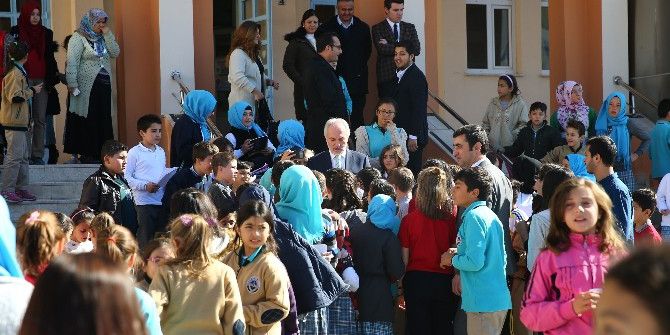Başkan Kamil Saraçoğlu’ndan Okul Ziyaretleri