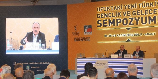 Ak Partili Atalay: “Türkiye’de Burjuva, Çok Harcayan Müslüman Bir Gençlik Görüyorum”