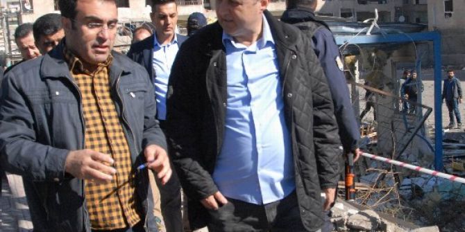 Diyarbakır’ın Yeni Emniyet Müdürü Patlama Bölgesinde İncelemelerde Bulundu