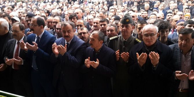 Milletvekili Kırcalı’nın Kazada Ölen Babası Toprağa Verildi