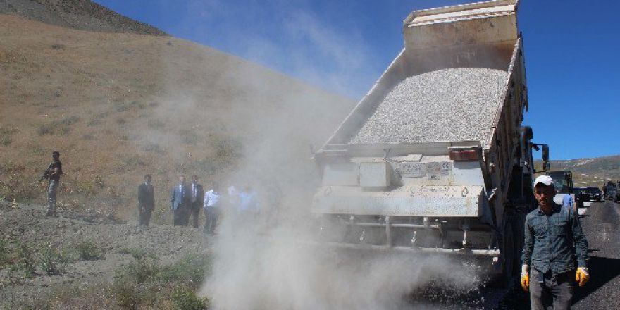 Vali Yavuz Yol Çalışmalarını İnceledi