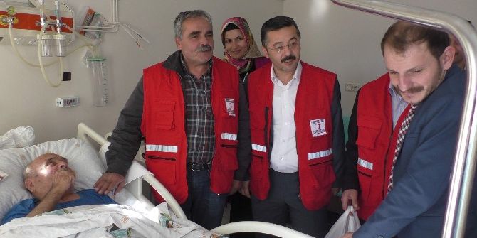 Beyşehir’de Kızılay’dan Yaşlı Hastalara Ziyaret