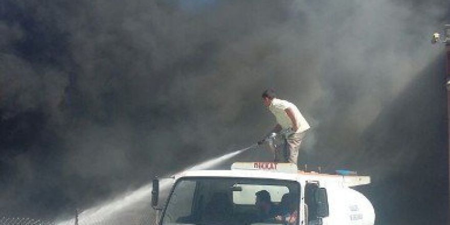 Hurdaya Ayrılan Zift Tankı Yandı