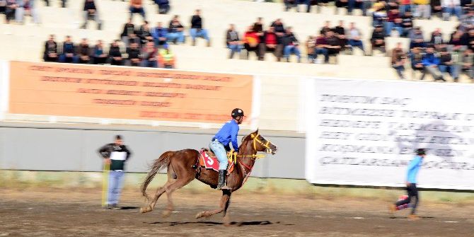 Erzurum’da Ciritte Süper Kupa Finali Nefes Kesti