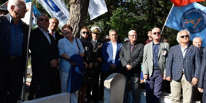 Yüzbaşı Ertuğrul, Mezarı Başında Anıldı