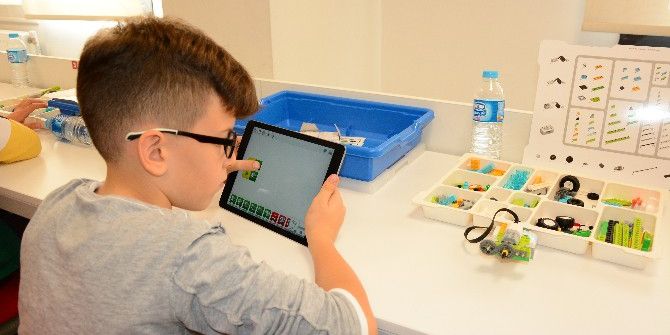 Bahçeşehir’den Çocuklara Robotik Eğitimi